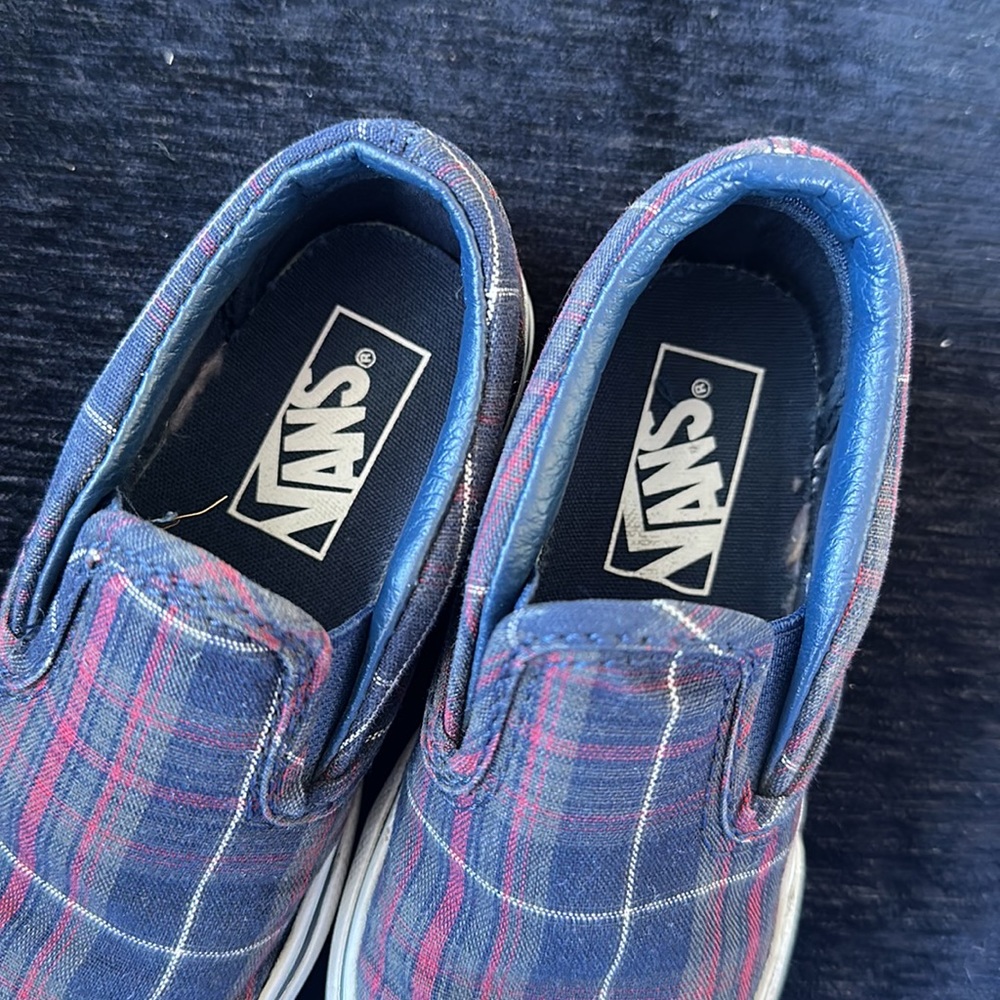 Vans - Picture 6 of 6